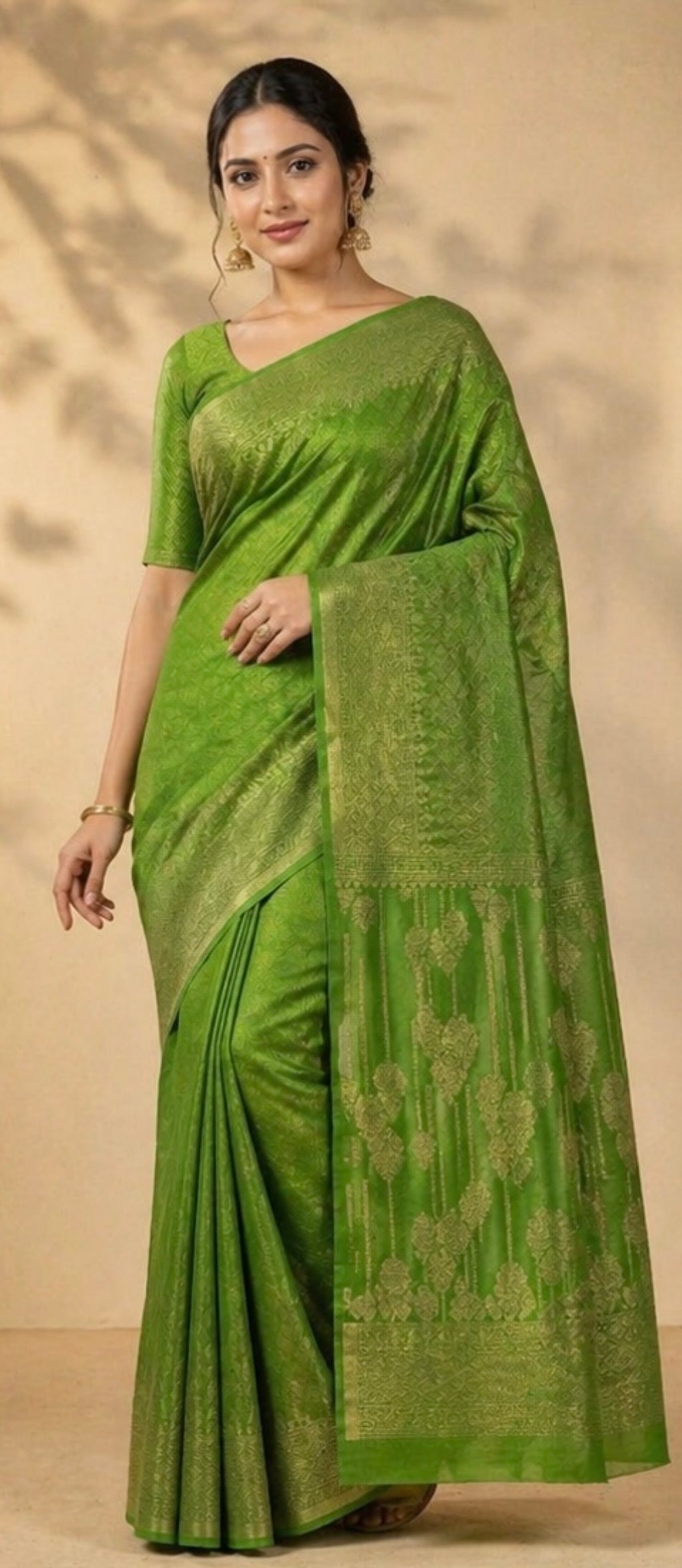 Gorget Weaving saree